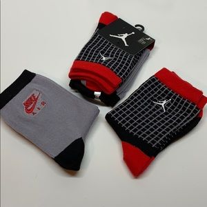 black nike socks junior